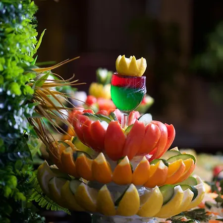Seasons Hotel