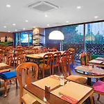 Seasons Hotell 4*