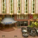 Seasons Hotell 4*