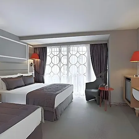 Seasons Hotel Estambul