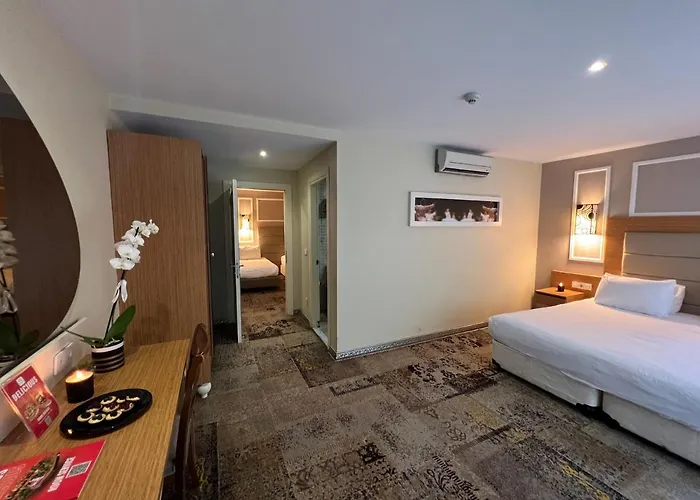 Seasons Отель 4*