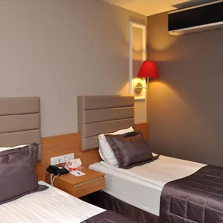 Hotel Seasons Istanbul