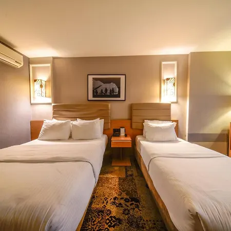 Hotel Seasons Istanbul