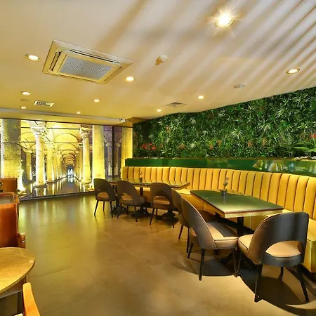 Hotel Seasons Istanbul