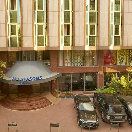 Seasons Hotell 4*